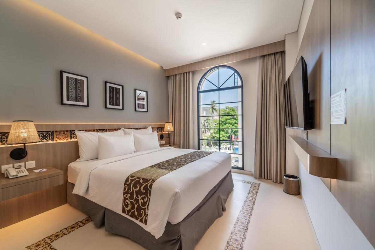 Montana Oceanside Mandalika Hotel Kuta  Eksteriør billede